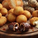 Takjil Kekinian: Kreasi Kurma Goreng Tepung Dan Super Gurih