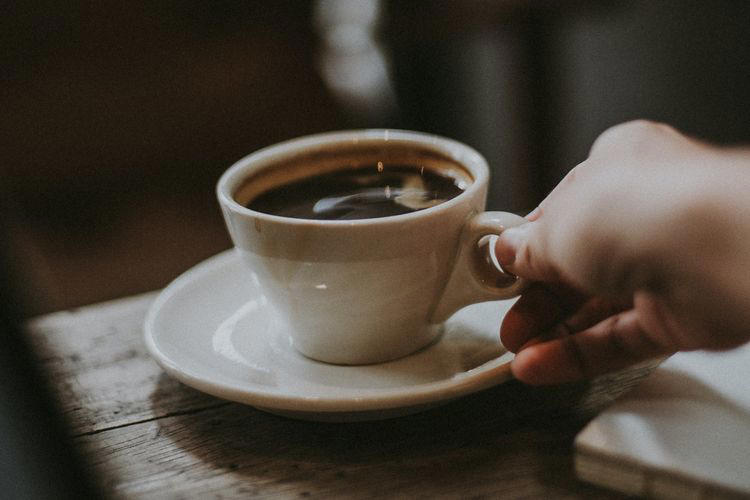 Kopi Tanpa Gula Di Pagi Hari: Apakah Ini Pilihan Sehat?
