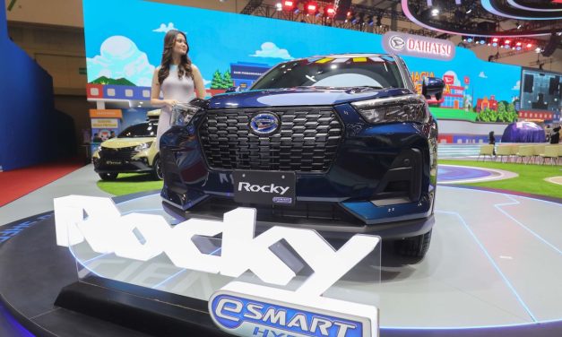 Daihatsu Rocky Hybrid: SUV Kompak & Mengedepankan Performa