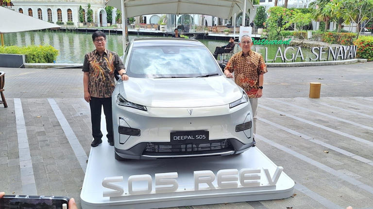 Deepal SO5 REEV: Mobil Masa Depan & Kendaraan Hemat Energi