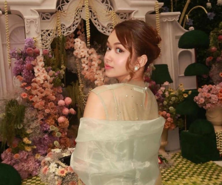 Gaya Elegan Rebecca Klopper Di Acara Siraman Syifa Hadju