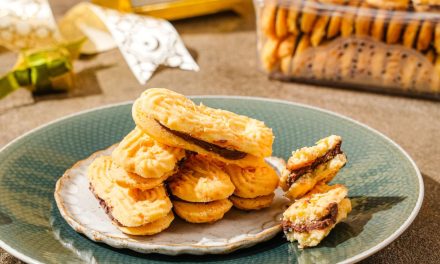 Kuliner Lidah Kucing: Kue Kering Tipis Favorit Sepanjang Masa