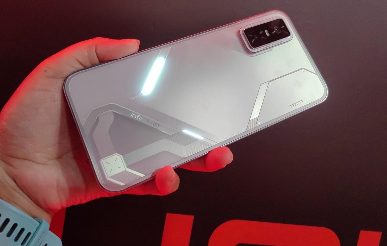 Desain Futuristik! Infinix GT 30 Pro Jadi Raja Baru HP Gaming
