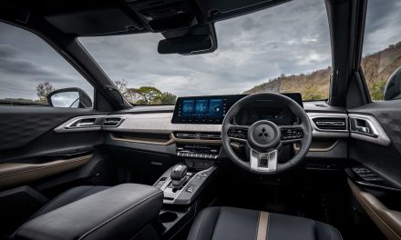 Mitsubishi XForce HEV: SUV Hybrid Dan Teknologi Hemat Energi