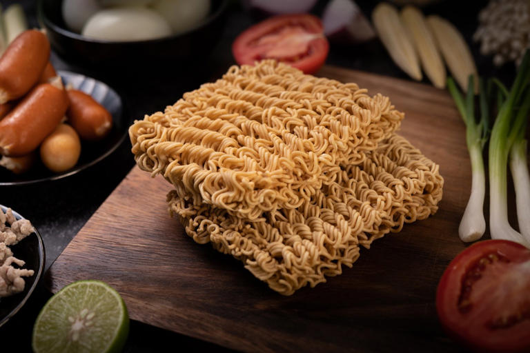 Fenomena Global! Mie Instan Simbol Makanan Praktis Masa Kini