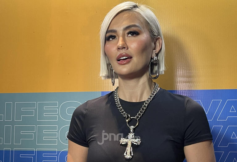 Indonesia Bikin Bangga! Agnez Mo Dan Anggun Di Reacher 4