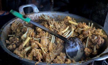 Tengkleng: Kuliner Khas Solo Dengan Cita Rasa Gurih