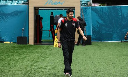 Esteban Ocon Tinggalkan Haas Dan Bidik Kursi F1 2027
