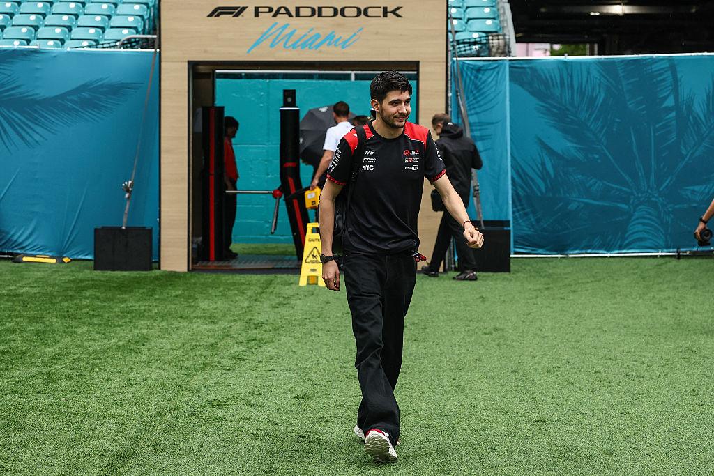 Esteban Ocon Tinggalkan Haas Dan Bidik Kursi F1 2027